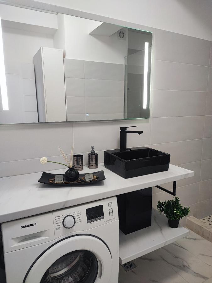 Apartament Studio Teo Blue In Mamaia Nord Năvodari Eksteriør billede