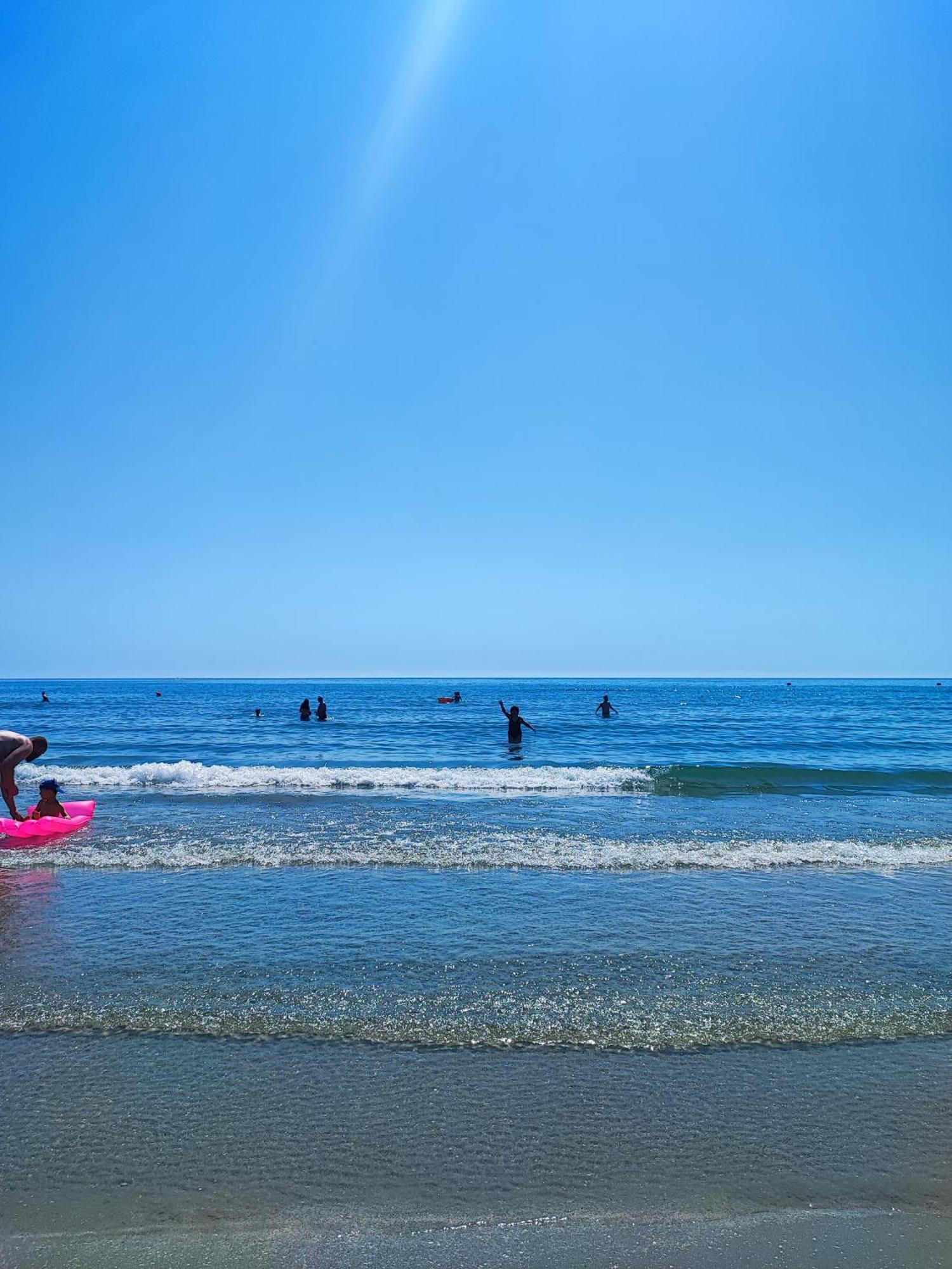 Apartament Studio Teo Blue In Mamaia Nord Năvodari Eksteriør billede